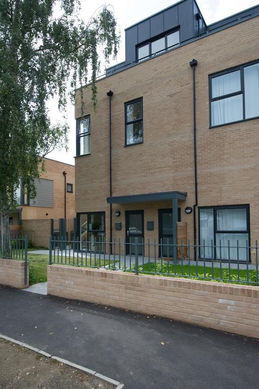 Tailored Stays - Executive Town House Cambridge Habitación foto